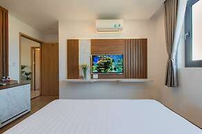 West Lake Hotel