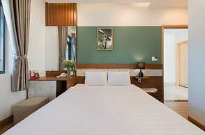West Lake Hotel