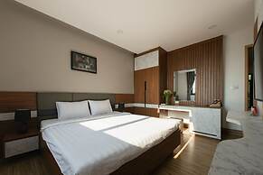 West Lake Hotel