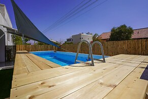 YalaRent Green Garden Villa Private Pool