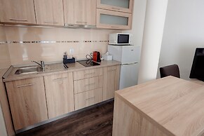 Aparthotel Punct pe i