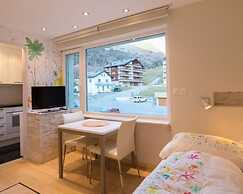 Haus Cristal