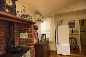 Spetts Cottage