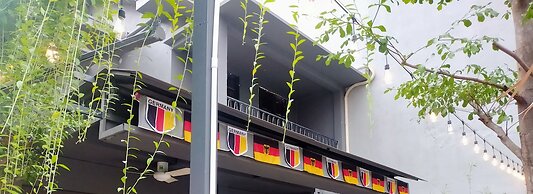 Shusimi House