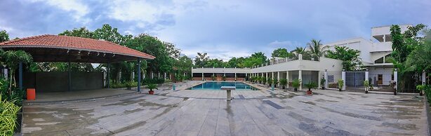 Nilan Zingle Resort