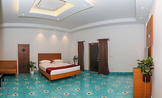 Nilan Zingle Resort