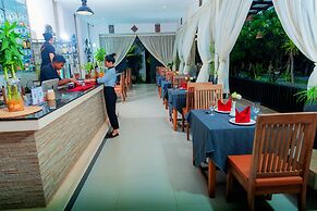 New Riverside Hotel