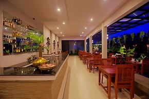 New Riverside Hotel