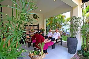 New Riverside Hotel