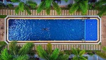 New Riverside Hotel