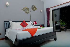 New Riverside Hotel