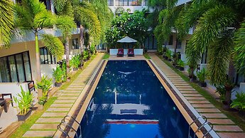 New Riverside Hotel