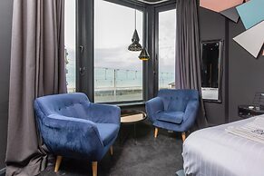 ART B&B