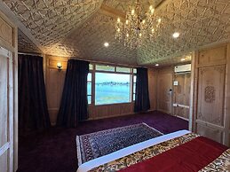 New York Houseboat
