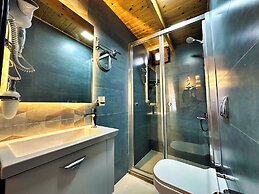 Tinos Otel & Bağ Evi (+12 Yaş)