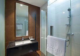 Miers Kuningan ARTOTEL Curated