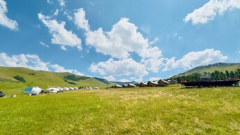 Bayan Mongolian Resort - Genghis Khan Statue