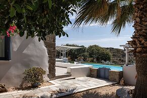 Villa Phos Paros