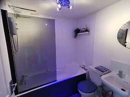 2-bed House in Macclesfield Cheshire