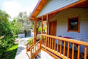 Nora Villa Bungalows