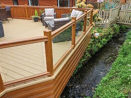8 Waterside Wood