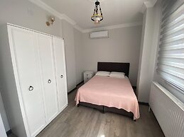Mira Suite Apart