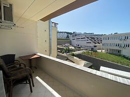 Mira Suite Apart