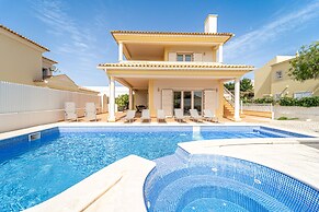 Villa Ribeiro by HelloVacations