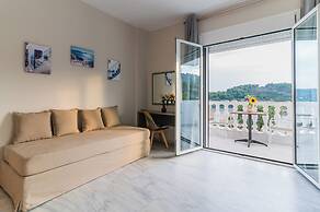 Cape Blue Suites