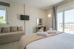 Cape Blue Suites