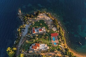 Cape Blue Suites