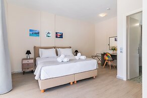 Cape Blue Suites