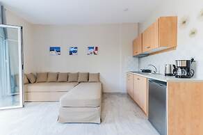 Cape Blue Suites