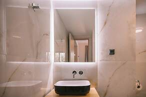 Cape Blue Suites