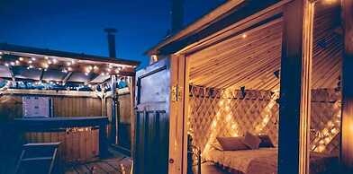 Glamp and Tipple