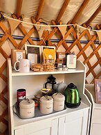 Glamp and Tipple