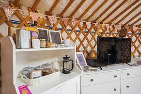 Glamp and Tipple