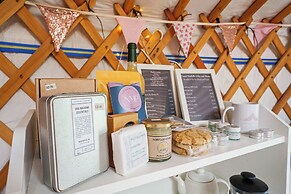 Glamp and Tipple