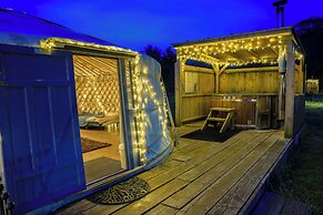 Glamp and Tipple