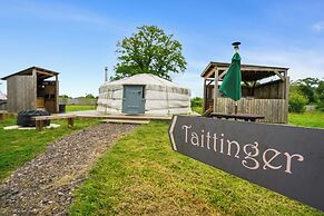 Glamp and Tipple