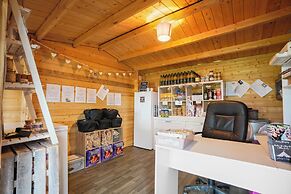 Glamp and Tipple