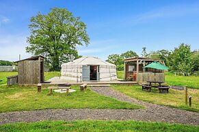 Glamp and Tipple