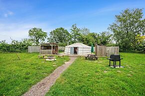 Glamp and Tipple