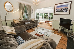 Glenside House