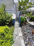 Impeccable 2-bed House in