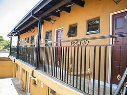 PLATINUM EAGLE GUEST HOUSE