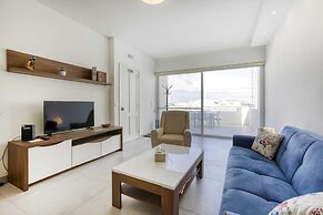 Gzira Penthouse