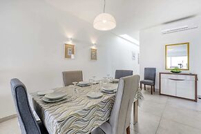 Gzira Penthouse