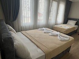 Metropol Hotel 2