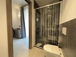 Dolmen Guest House